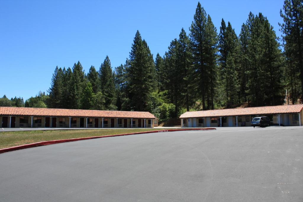 Gold Trail Motor Lodge Placerville Exterior photo